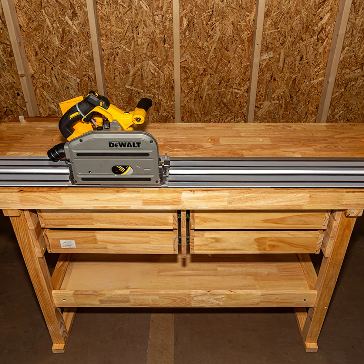 1.5m Guide Rail for Dewalt Plunge Saw DWS520. DCS520N