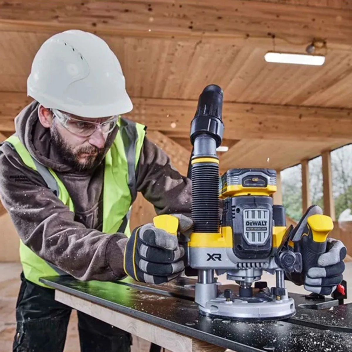 Dewalt DCW620H2-GB 18V XR Brushless 1/2 Plunge Router with 2 x 5.0Ah Powerstack Battery Charger & TSTAK Case