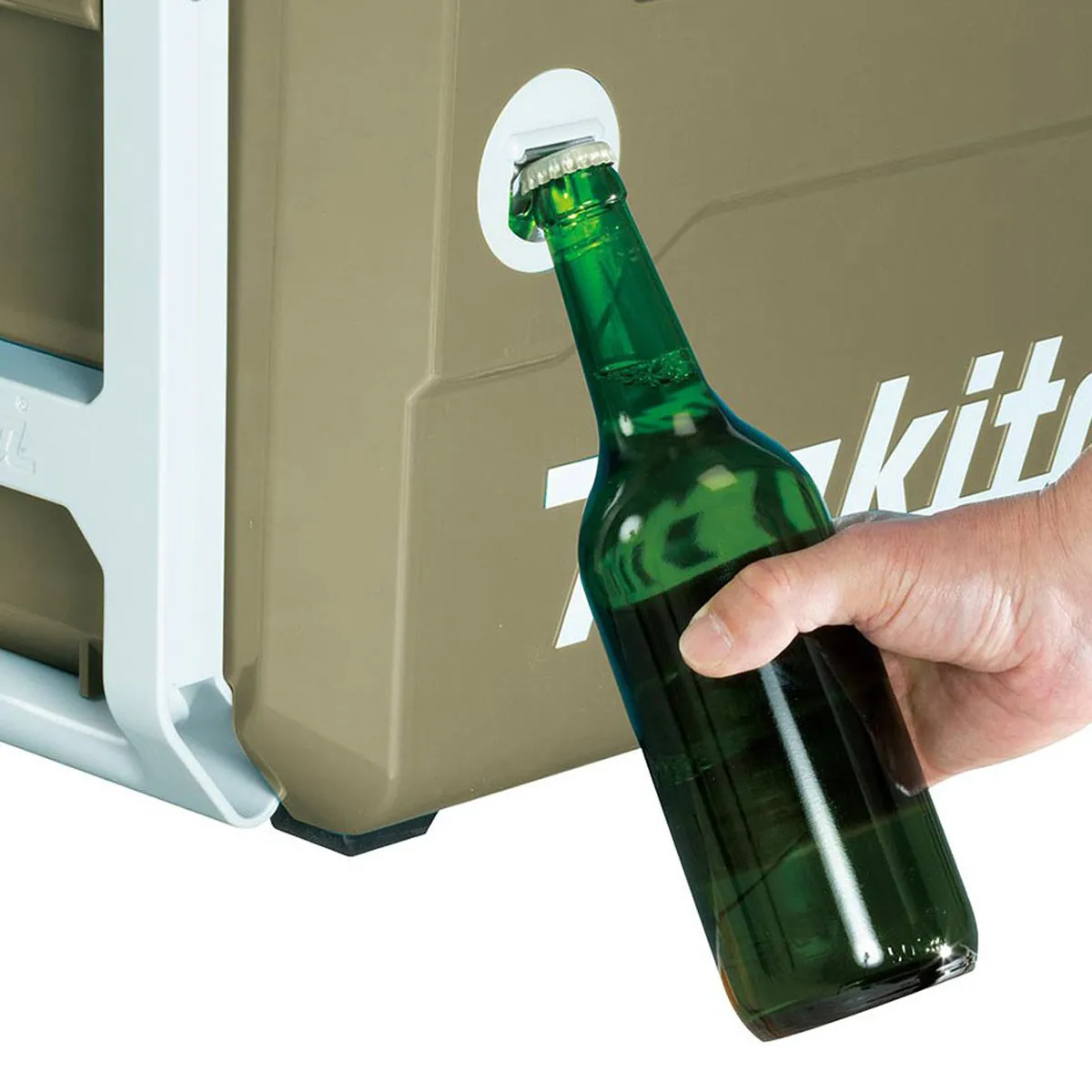 Makita DCW180ZO 18V Cordless Olive Green Cooler & Warmer Box 20L with 1 x 6.0Ah Battery & Charger