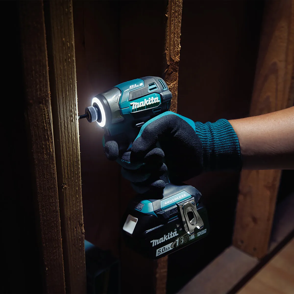 Makita DTD173Z 18V LXT Brushless Impact Driver With 2 x 5.0Ah Battery & Charger