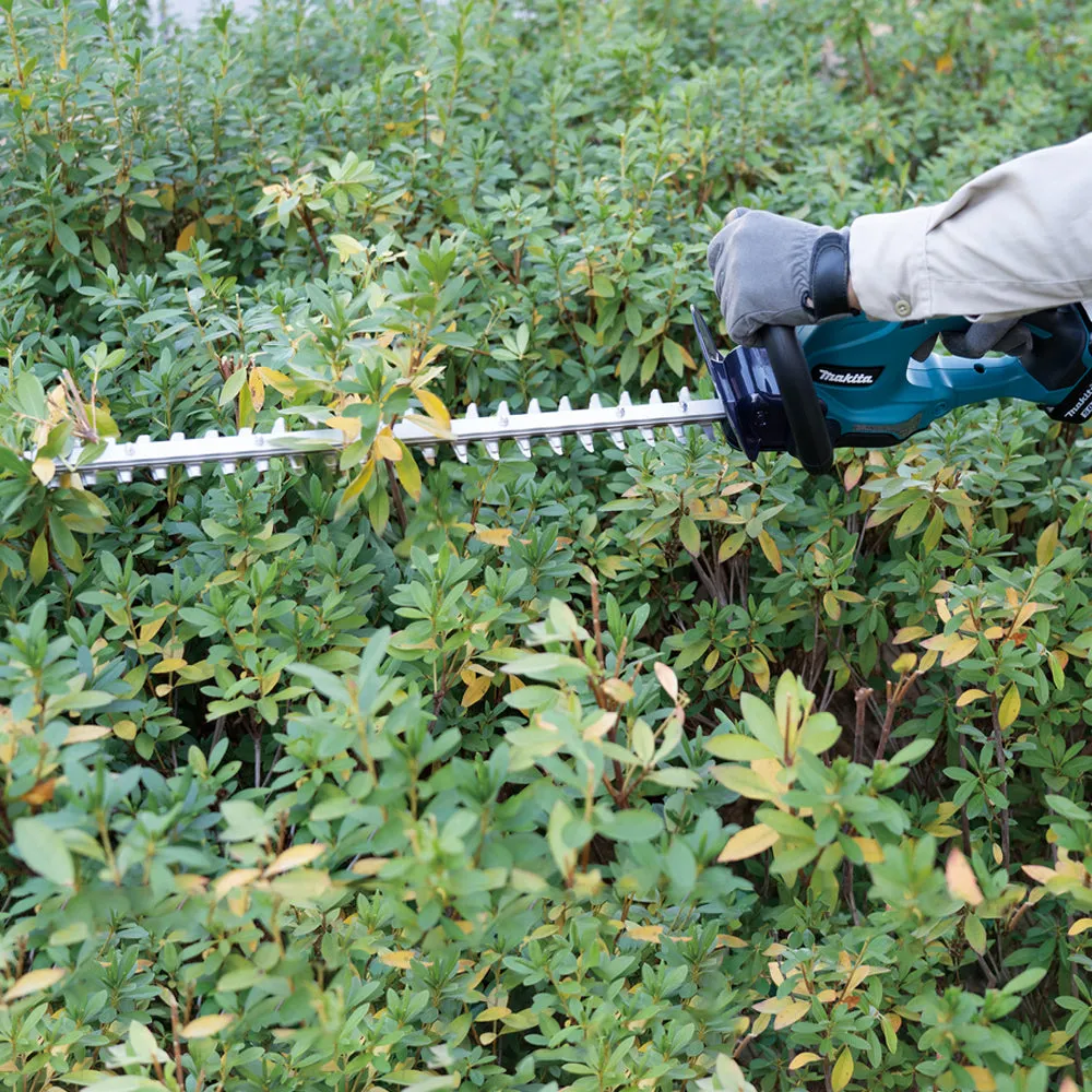 Makita DUH507RT 18V LXT Cordless 50cm Hedge Trimmer With 1 x 5.0Ah Battery & Charger