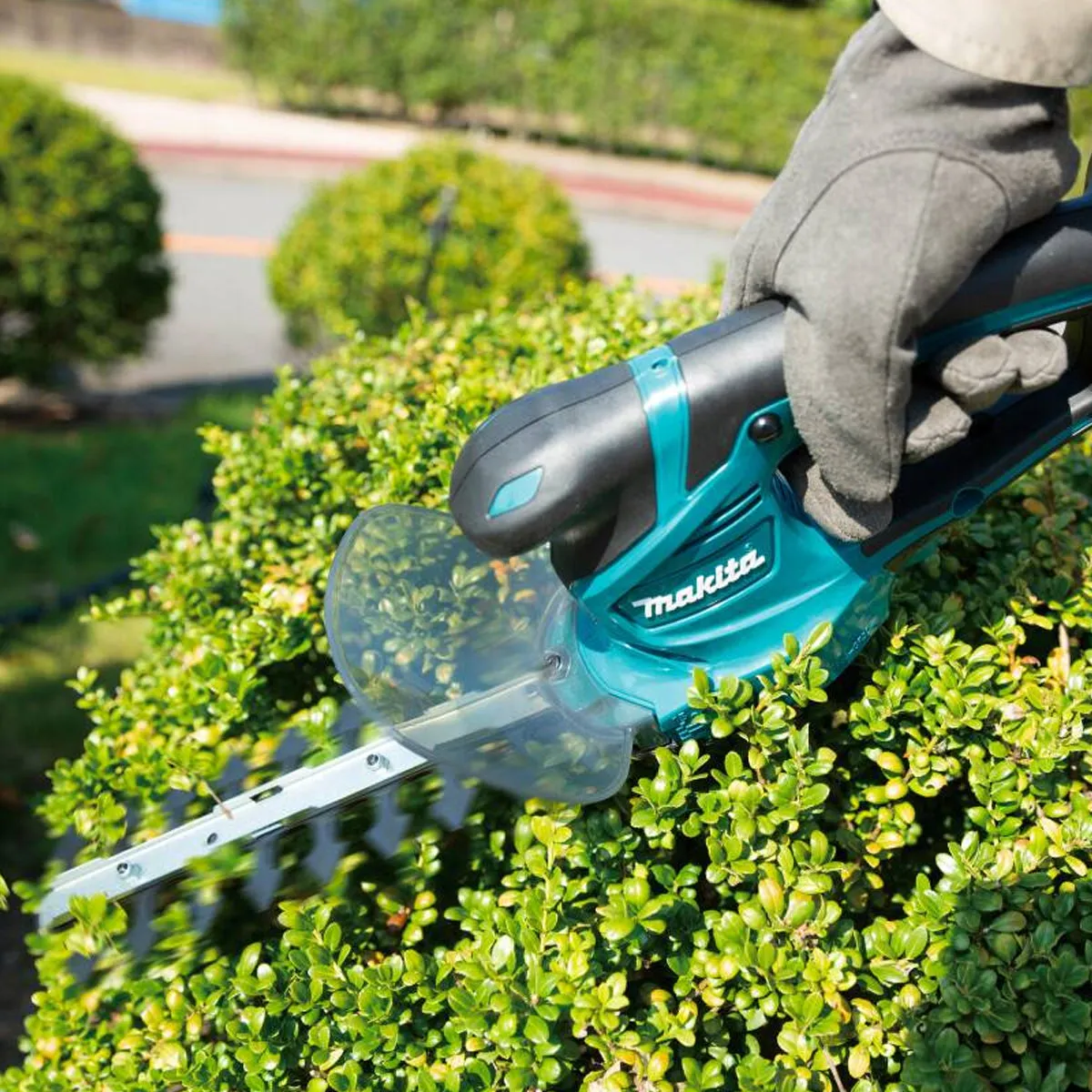 Makita DUM111ZX 18V LXT 110mm Grass Shear Body Only