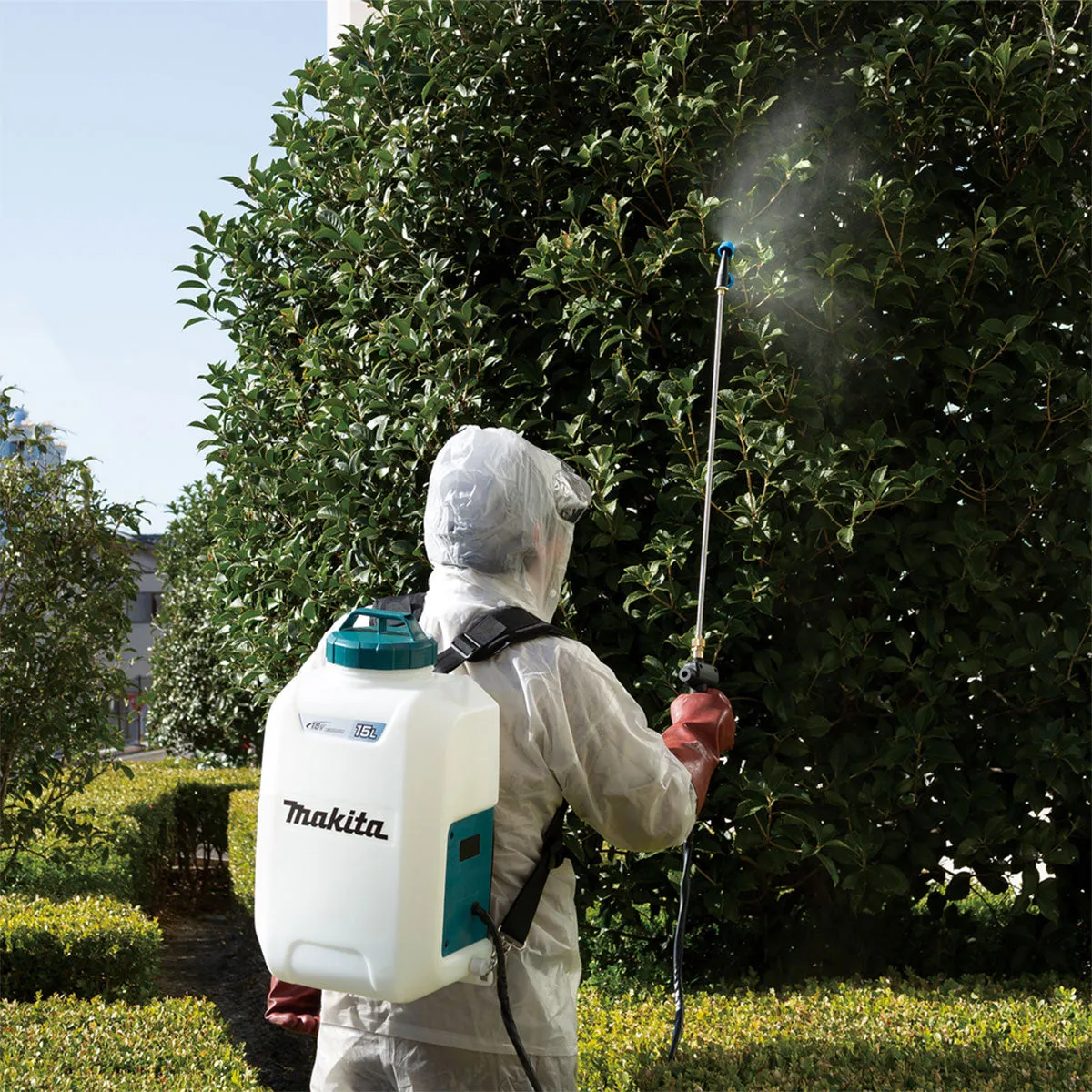 Makita DUS158Z 18V LXT 15L Backpack Garden Sprayer with 1 x 5.0Ah Battery & Charger