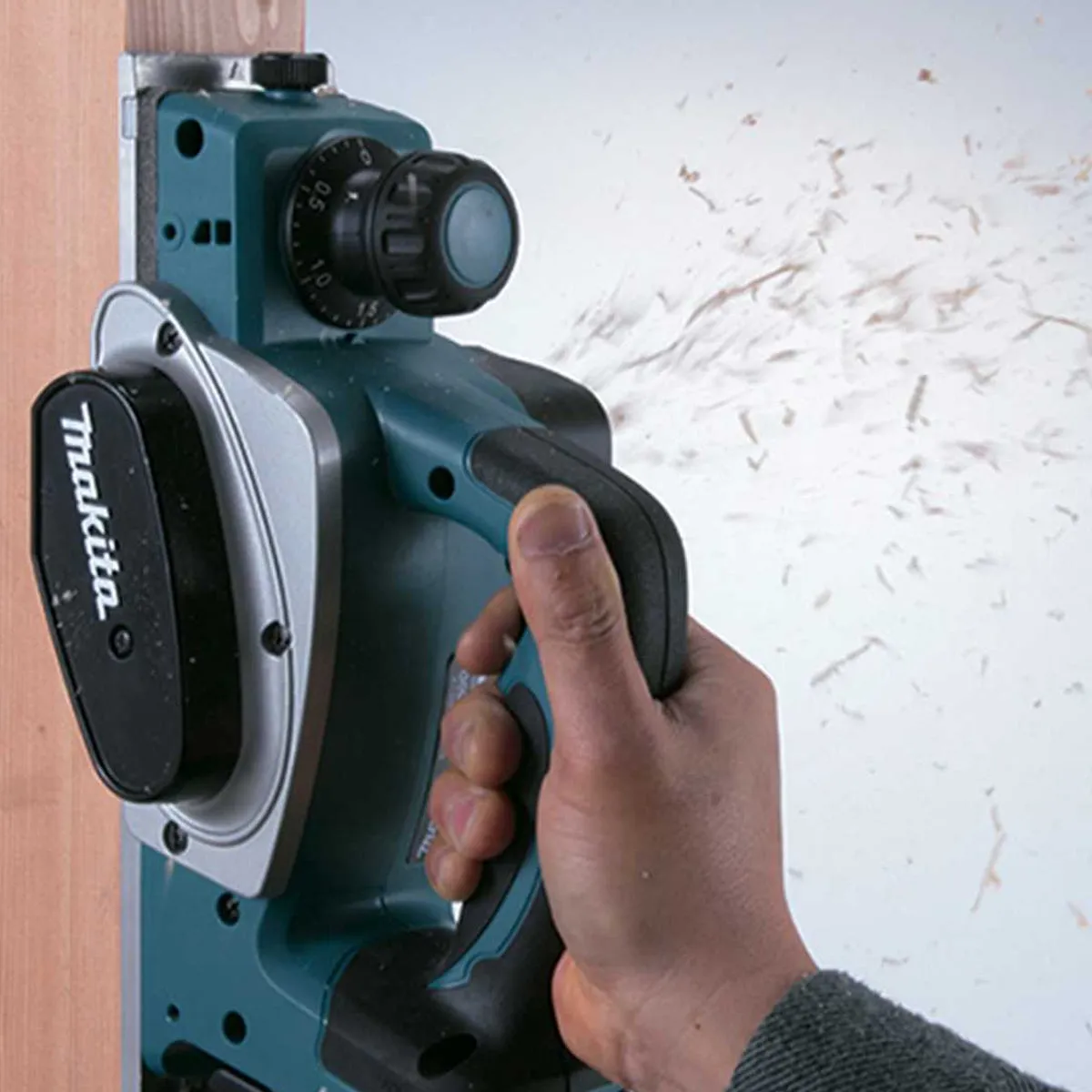 Makita T4T1180TJ 18V 165mm Circular Saw   82mm Planer Twin Pack with 2 x 5.0Ah Batteries & Charger in Case