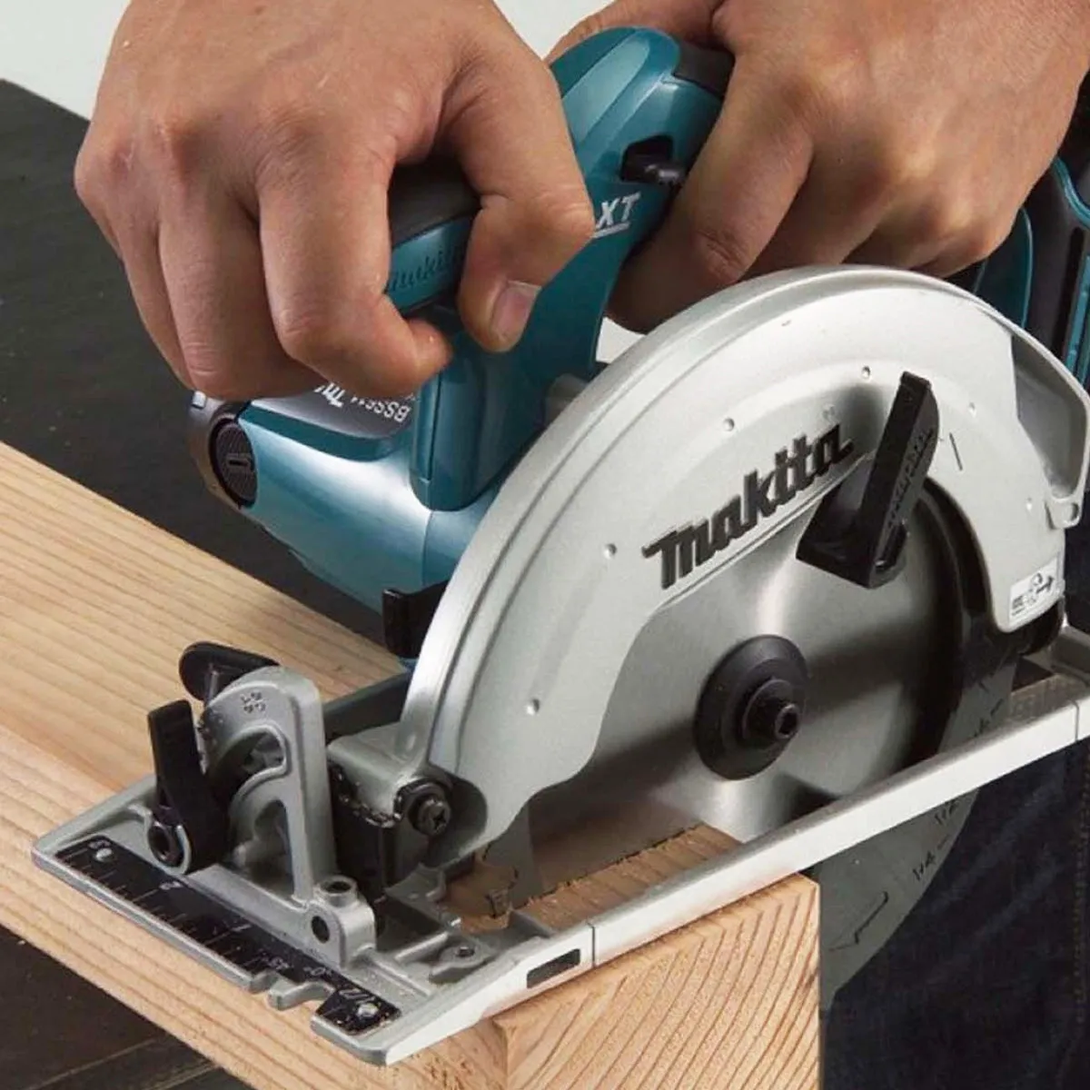 Makita T4T1180TJ 18V 165mm Circular Saw   82mm Planer Twin Pack with 2 x 5.0Ah Batteries & Charger in Case