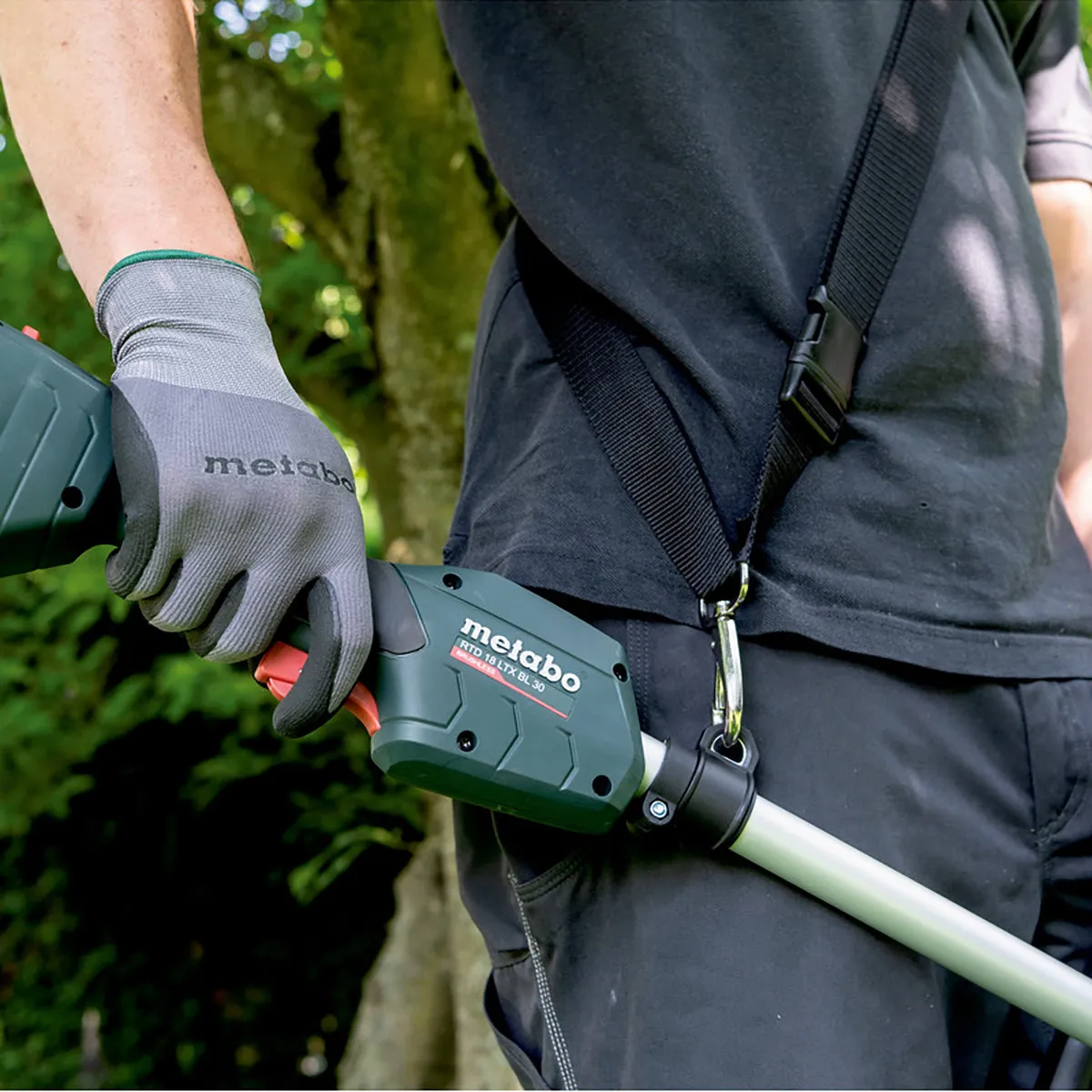 Metabo RTD 18 LTX BL 30 18V Brushless 30cm Line Trimmer Body with 2 x 4.0Ah Battery Charger & Tool Bag