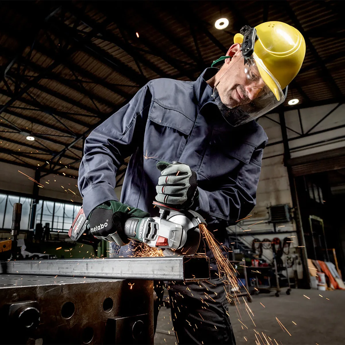 Metabo WPB 18 LT BL 11-125 18V Brushless 125mm Angle Grinder Body Only in Metabox 613059840