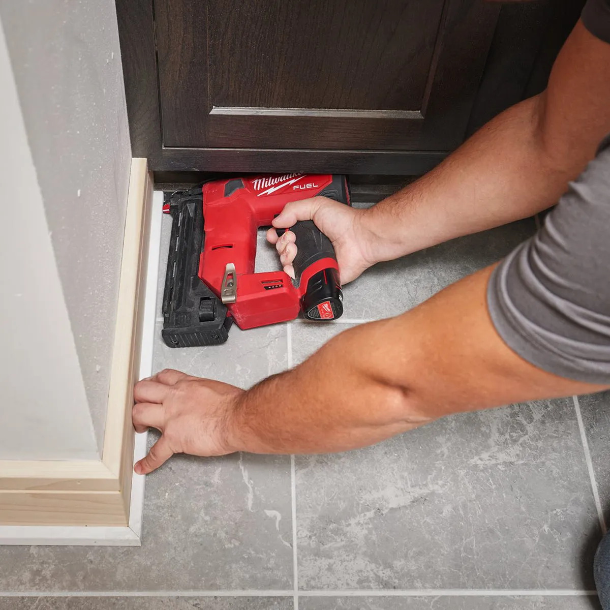 Milwaukee M12FCN18GS-0X 12V FUEL Brushless 18Ga Second Fix Straight Finishing Brad Nailer Body Only in Case 4933493354