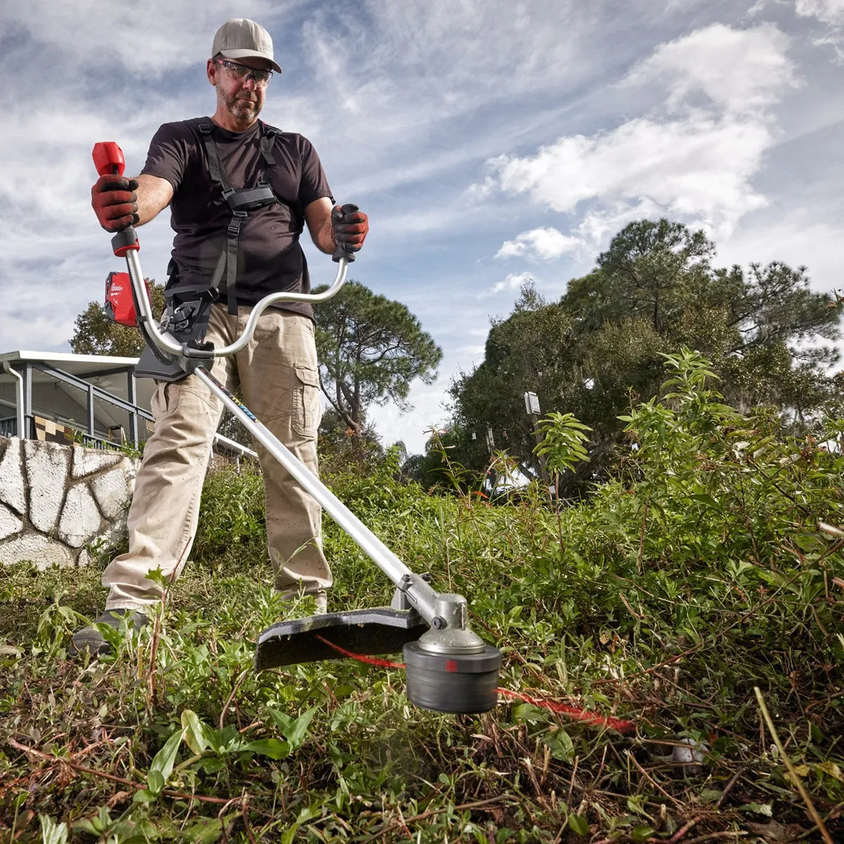 Milwaukee M18FBCU-802 FUEL 18V Brushless Brush Cutter with 2 x 8.0Ah Batteries & Charger 4933492299