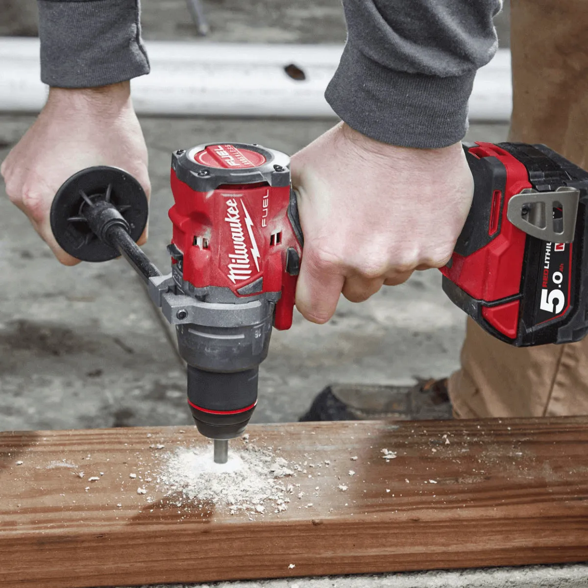 Milwaukee M18FPP2F3-502X 18V Fuel Combi Drill   Impact Wrench with 2 x 5.0Ah Battery Charger & Case 4933492641