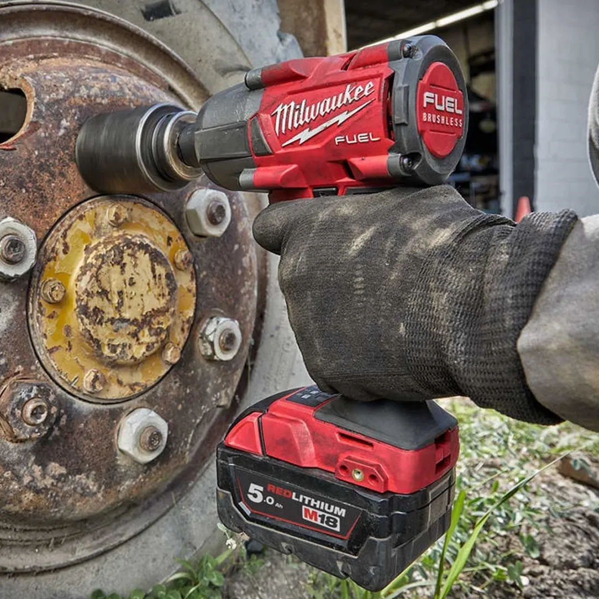Milwaukee M18FPP2F3-502X 18V Fuel Combi Drill   Impact Wrench with 2 x 5.0Ah Battery Charger & Case 4933492641