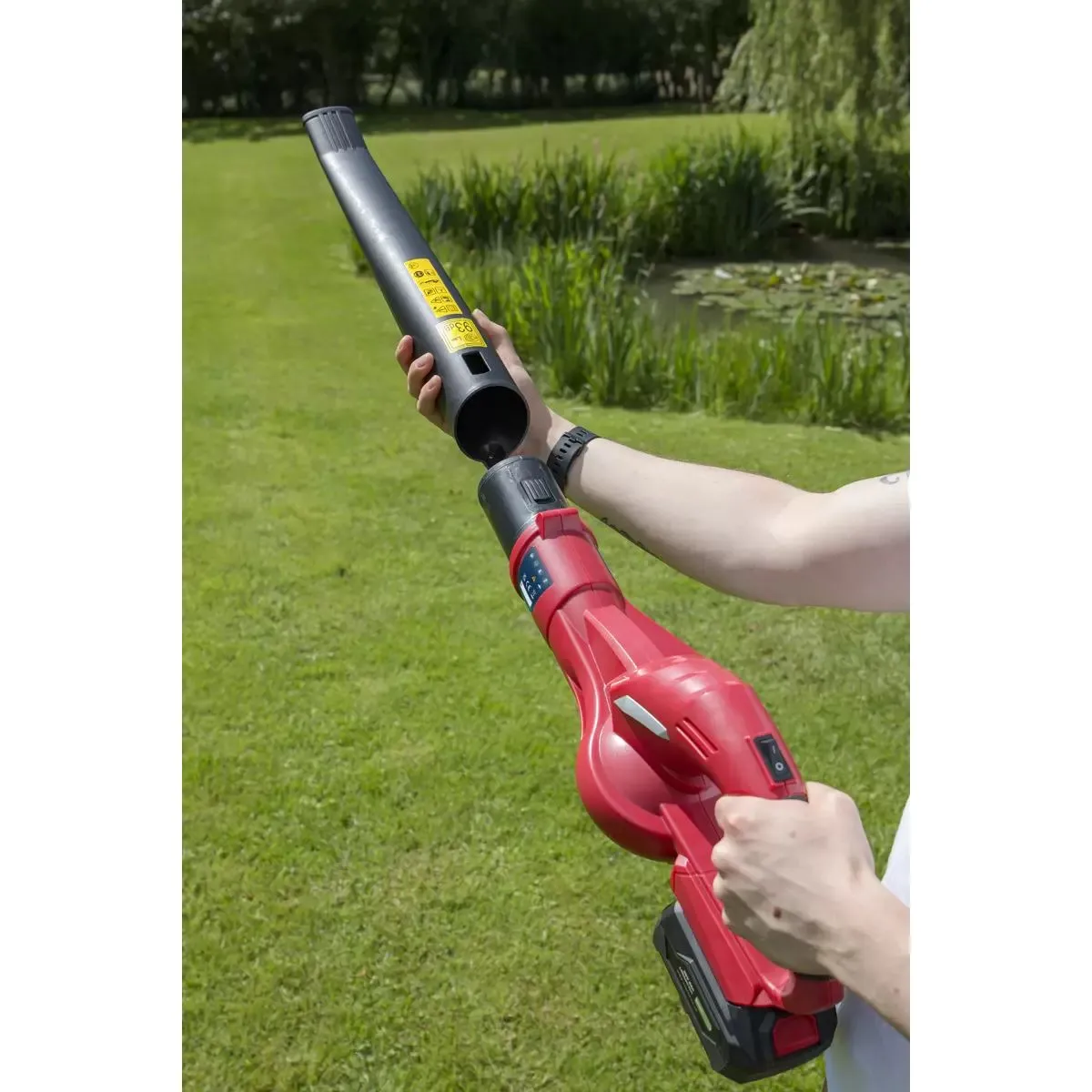 Sealey CB20VCOMBO2 Leaf Blower Cordless 20V with 1 x 2Ah Battery & Charger