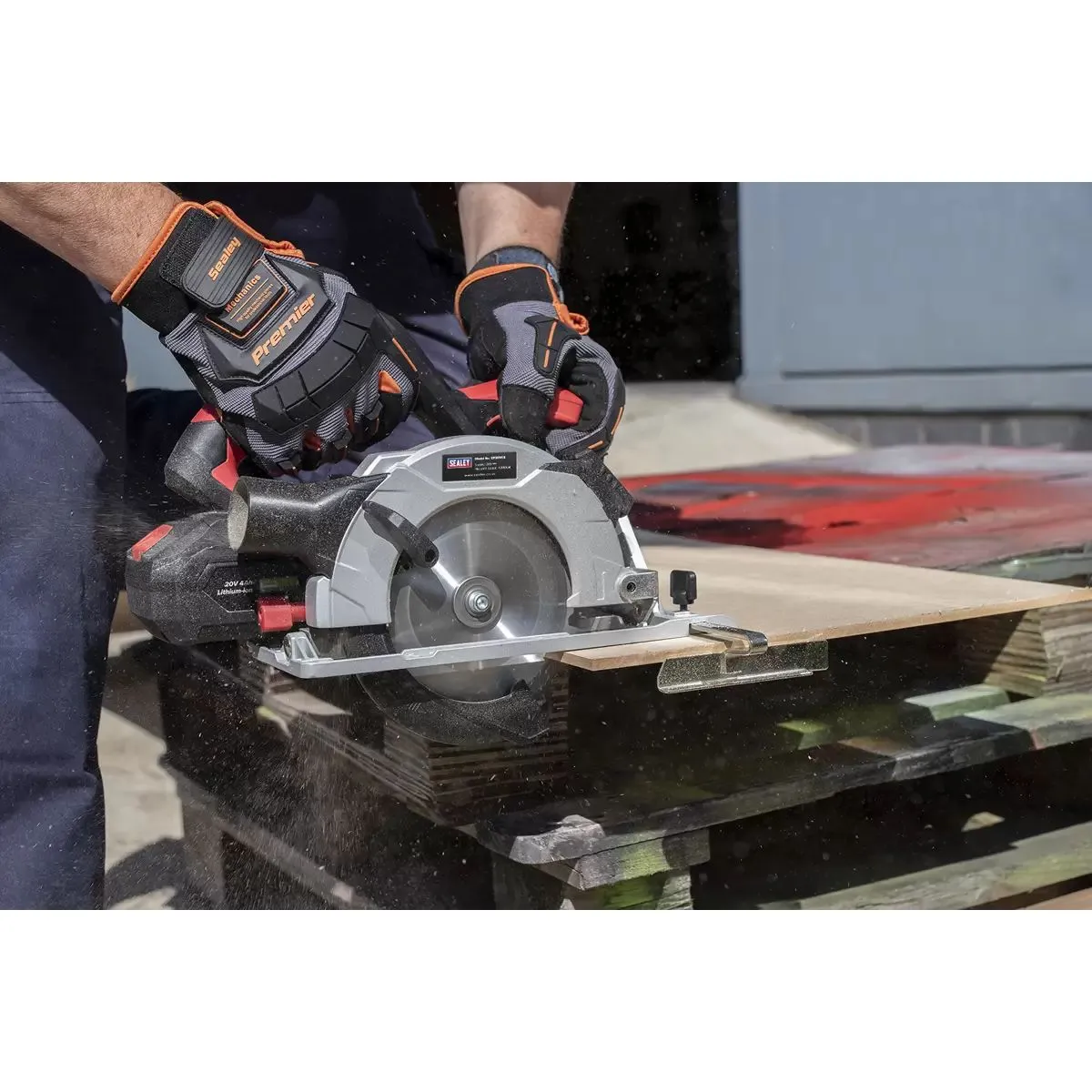 Sealey CP20VCSKIT1 20V 150mm Circular Saw Kit With Battery & Charger