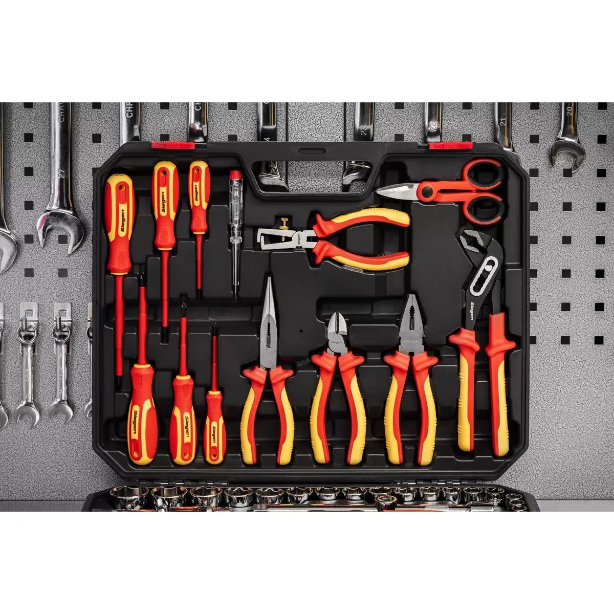 Sealey S01217 Electrician's Tool Kit 90 Pieces