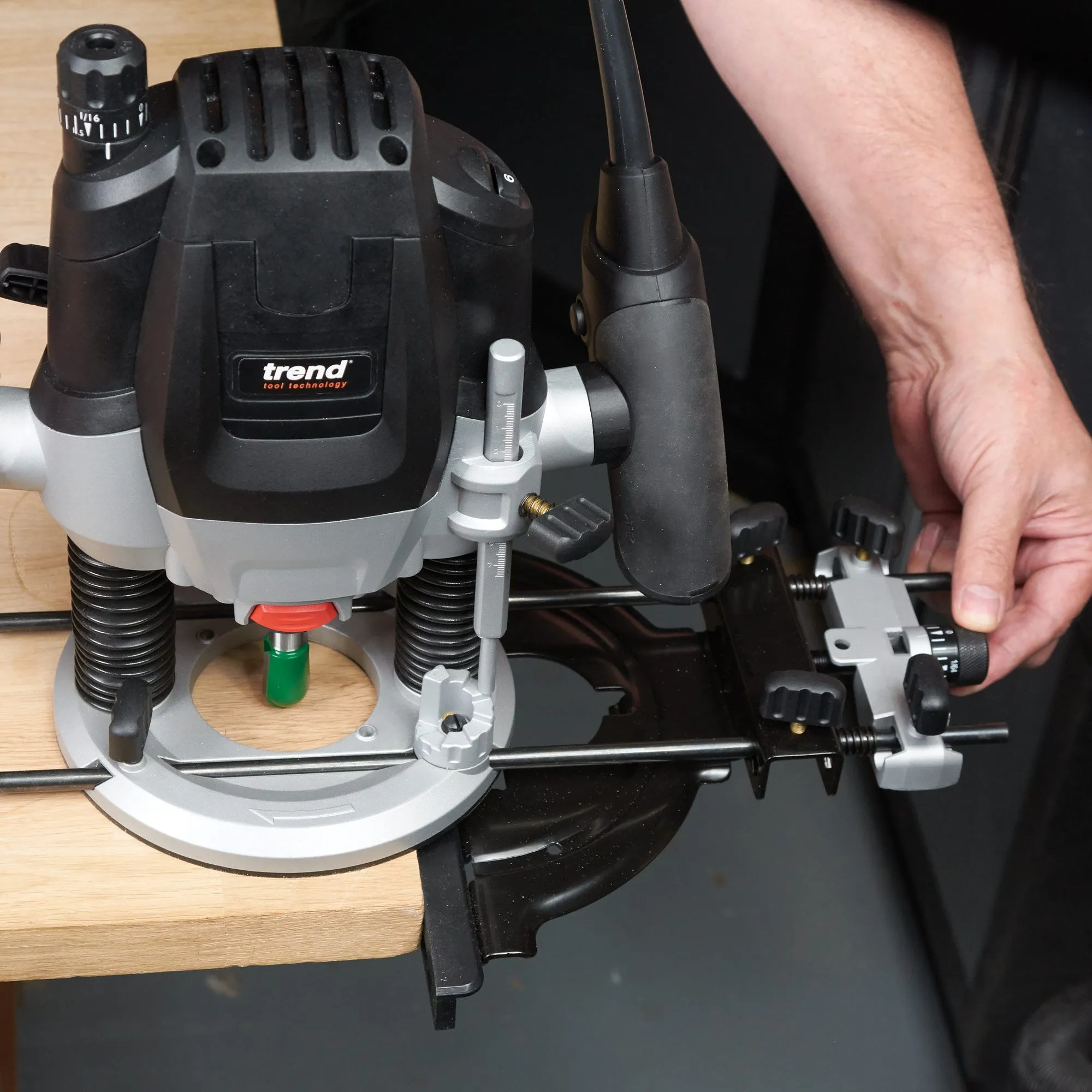 Trend T7EK 1/2 Plunge Router 230V/2100W