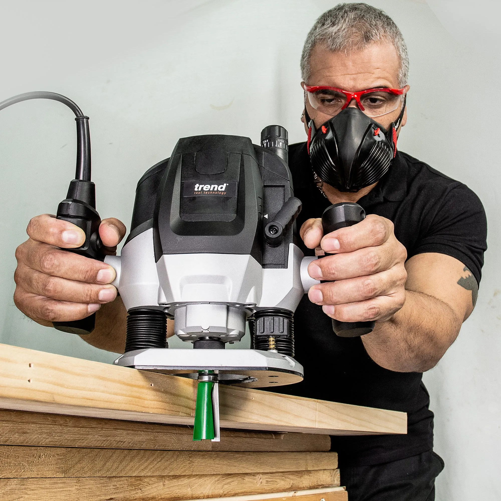 Trend T7EK 1/2 Plunge Router 230V/2100W